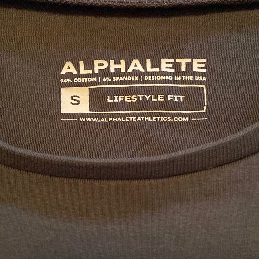 Alphalete Core Longsleeve Crop Top - image 4